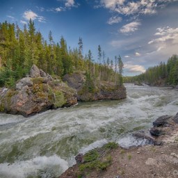 Yellowstone – Canyon Area Waterfalls