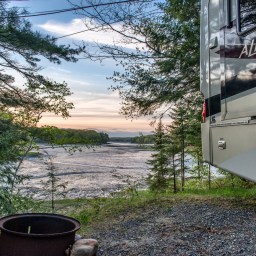 (Mis)Adventures on the Way to Maine